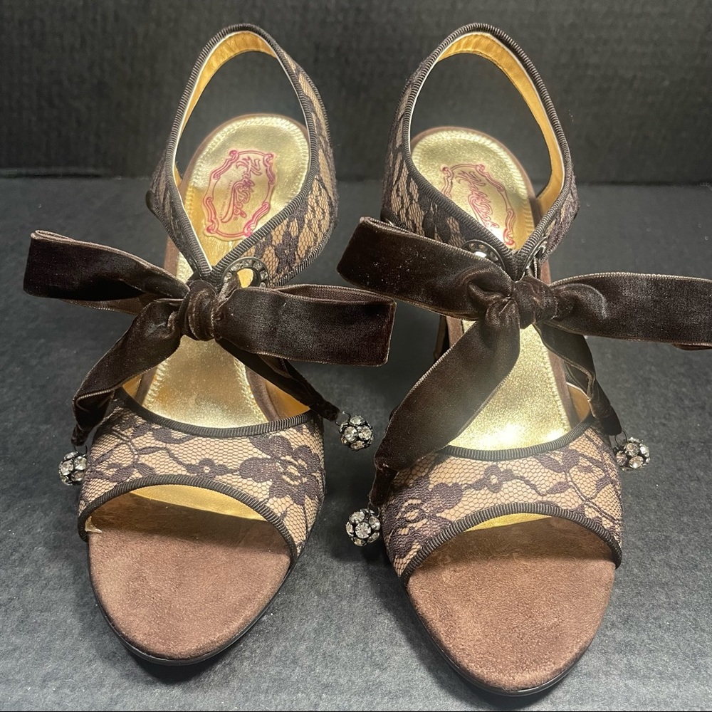 BRAND NEW HALE BOB BROWN VEGAN LACE VELVET SUEDE RHINESTONES HEELED SANDALS 5.5M